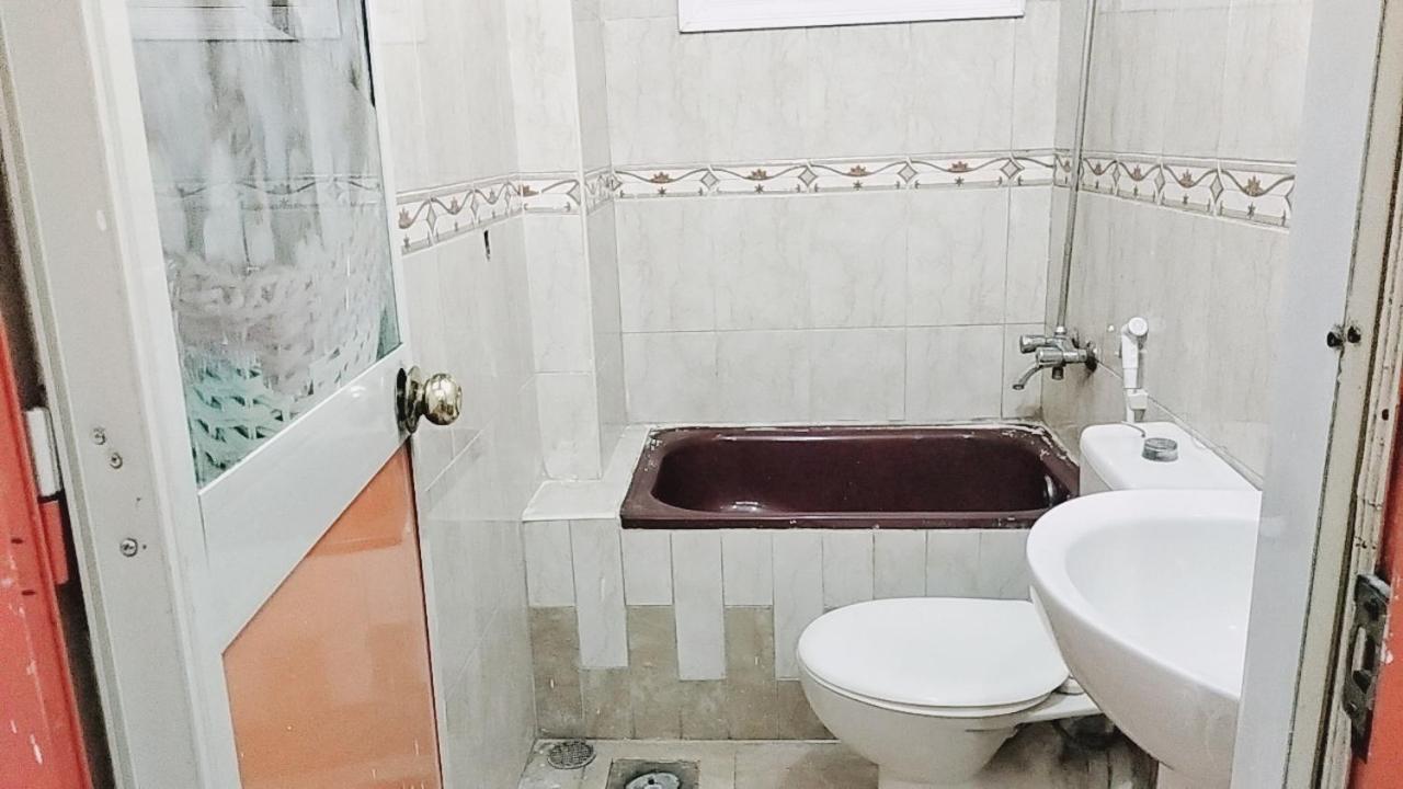 Family Apartment - Next To Abdeen Palace And Museum Каїр Екстер'єр фото
