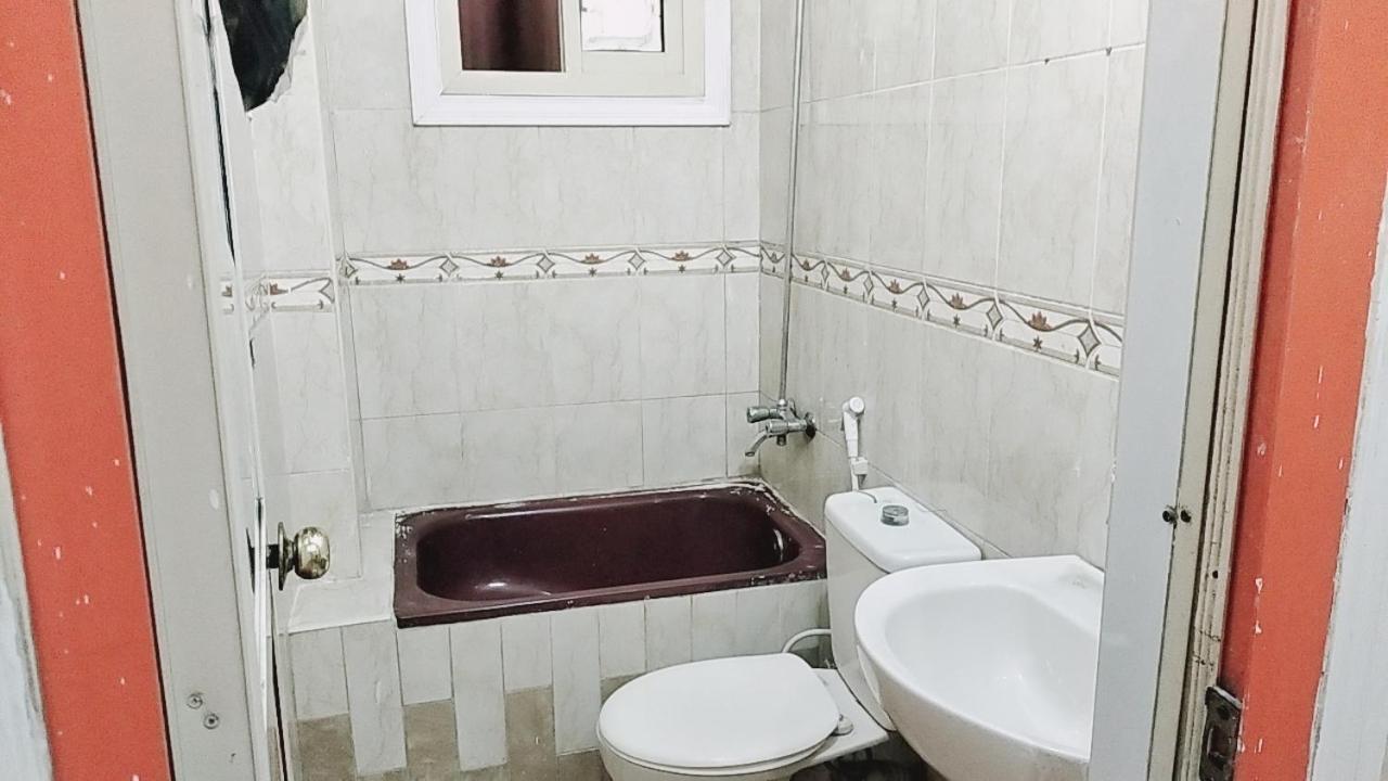 Family Apartment - Next To Abdeen Palace And Museum Каїр Екстер'єр фото